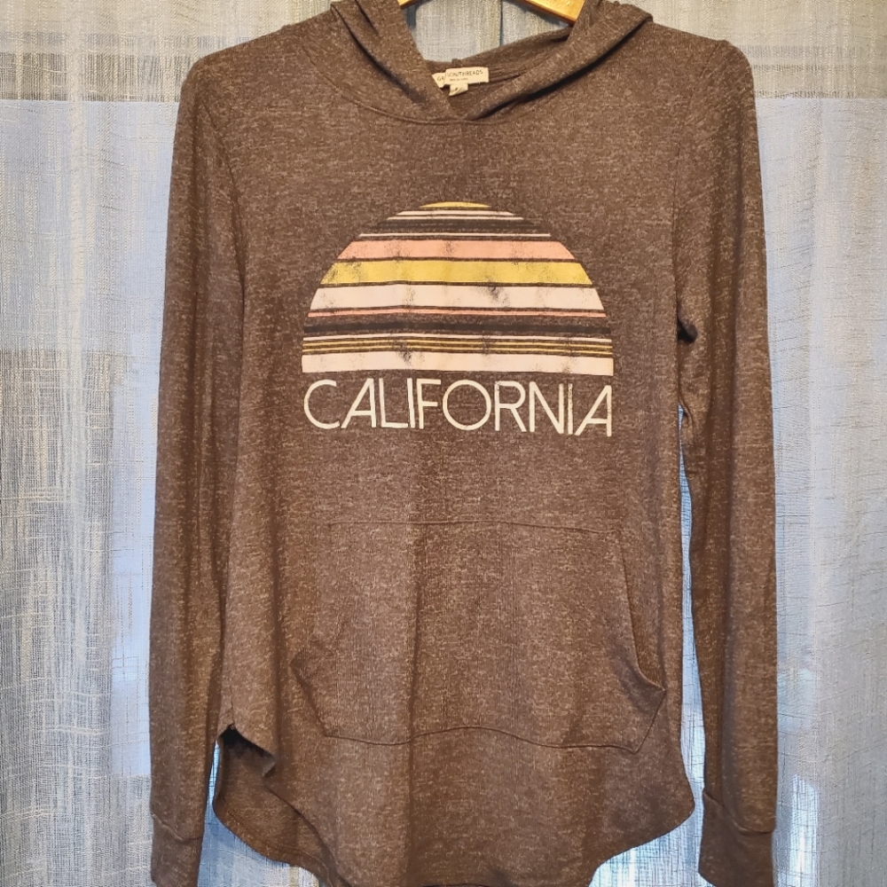 EUC Grayson Threads hooded pullover